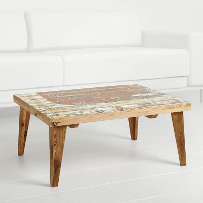 Lux #31 - Couch-Tisch aus Altholz-Dielen (perspektivisch)